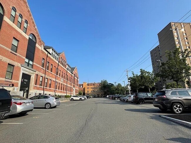 Foto del edificio - 1022 Hancock St