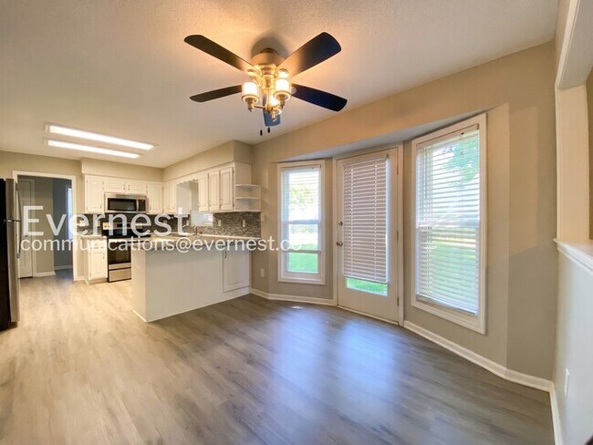 Foto del edificio - 1419 SE 7th St