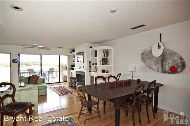 Foto del edificio - 3 br, 2.5 bath House - 5424 Marina Club Drive