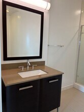 Interior Photo - 801 North