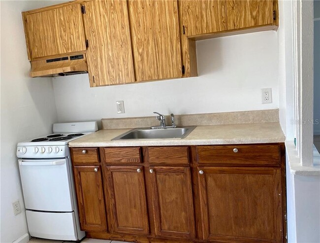 Foto del edificio - 2142 Bradford St