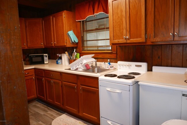 Building Photo - 507 W Bogue Blvd