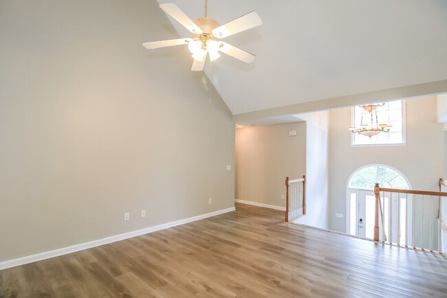 Building Photo - 155 Byington Dr
