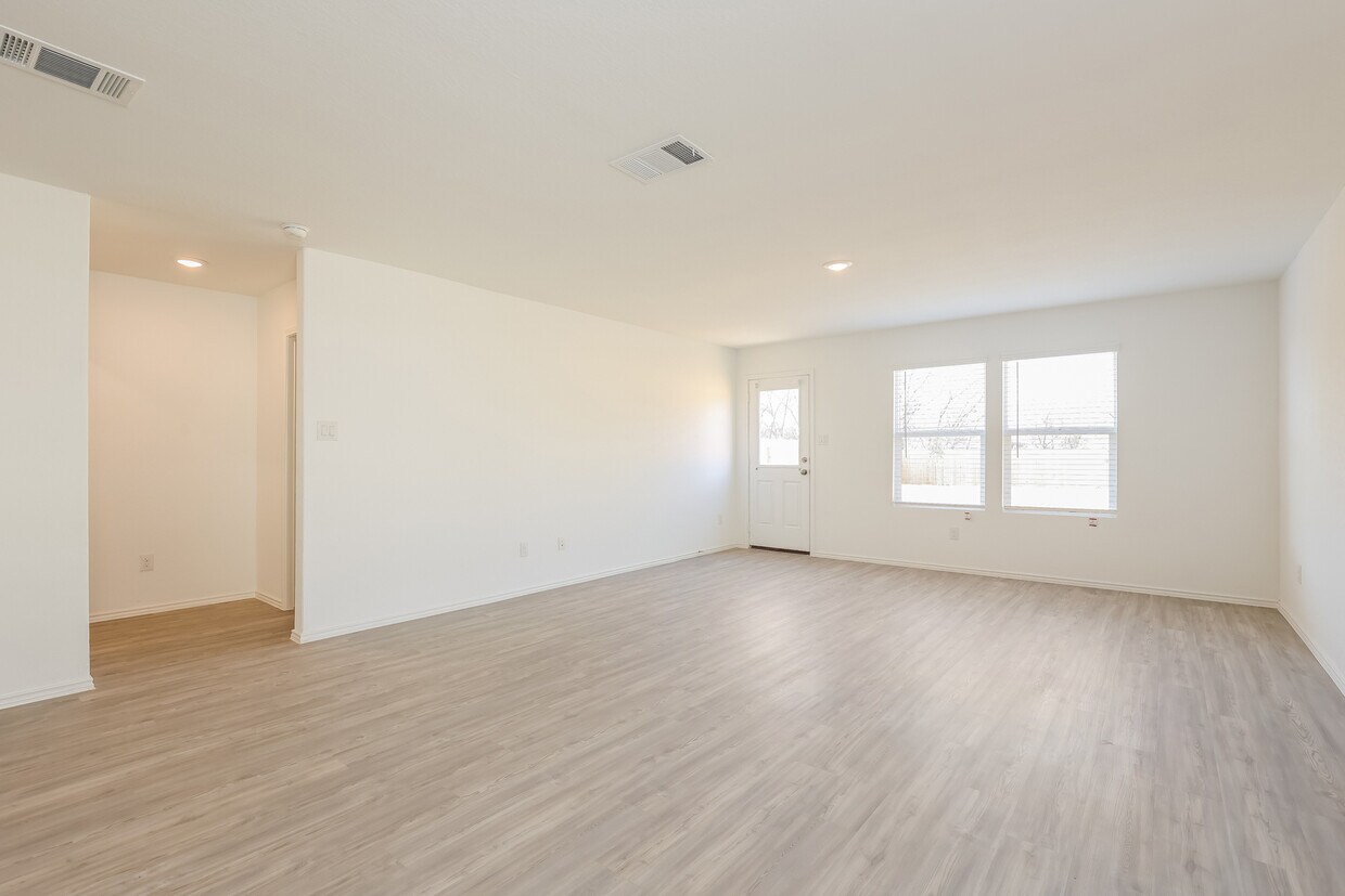 2727 Robles St, San Antonio, TX House for Rent in San Antonio, TX