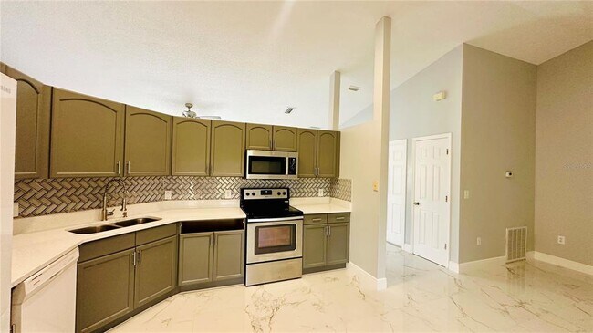 Foto del edificio - 2754 Carmel Ct