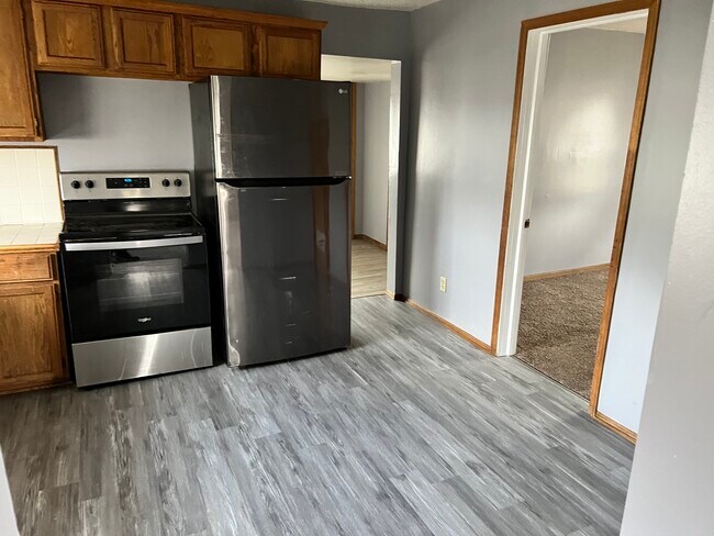 Cocina - 325 E Avenue C