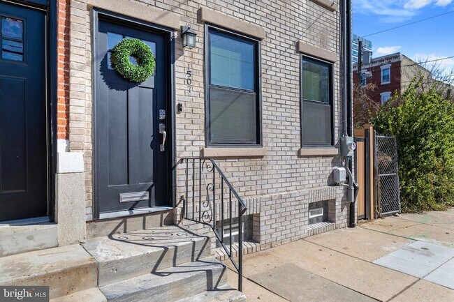 Building Photo - 1507 W Thompson St
