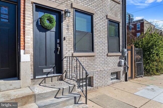 Photo - 1507 W Thompson St Townhome