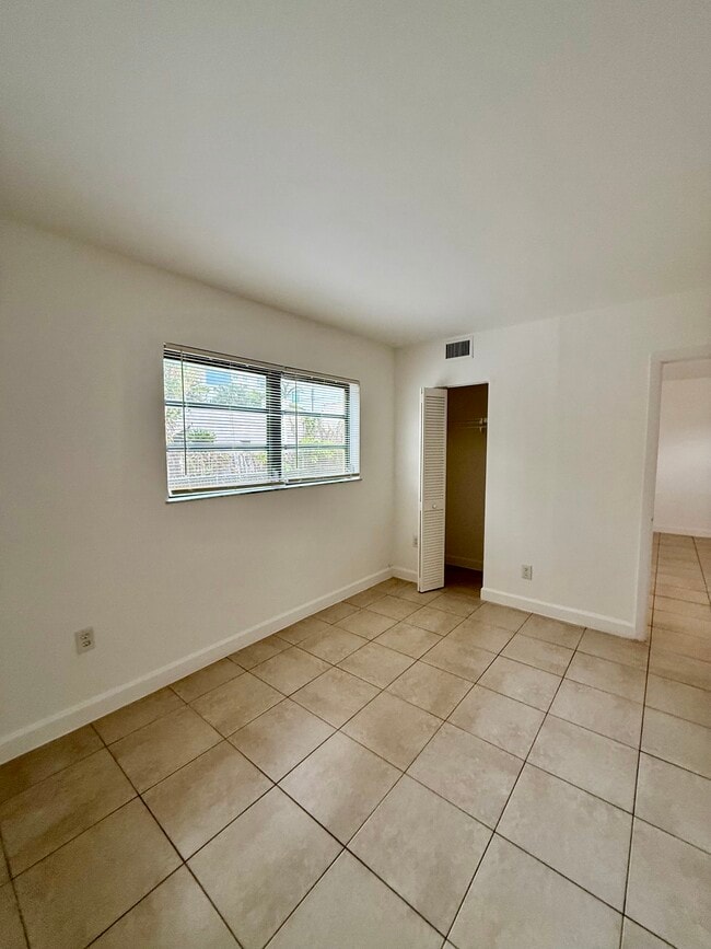 Foto del edificio - 2207 Jackson St