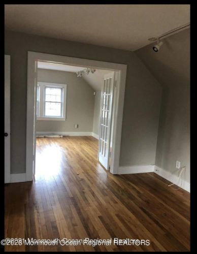 Primary Photo - 930 Hooper Ave