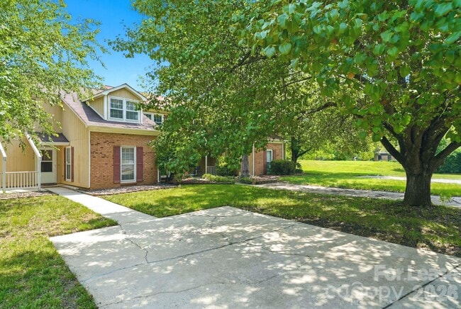 Building Photo - 11119 Michelangelo Court