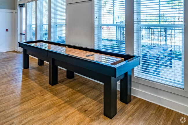 Interior Photo - The Hudson