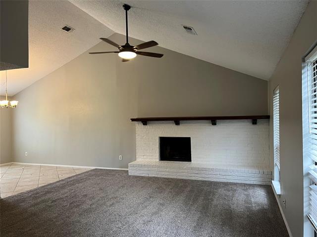 Building Photo - 2406 Bentley Dr