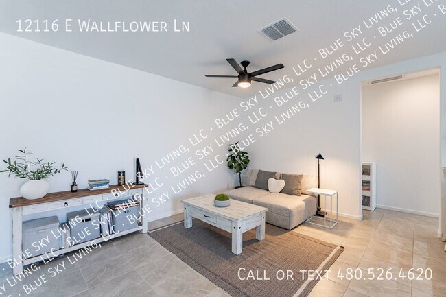Foto del edificio - 12116 E Wallflower Ln