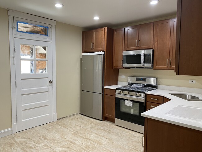 Newly Renovated Kitchen - 5042 N Parkside Ave
