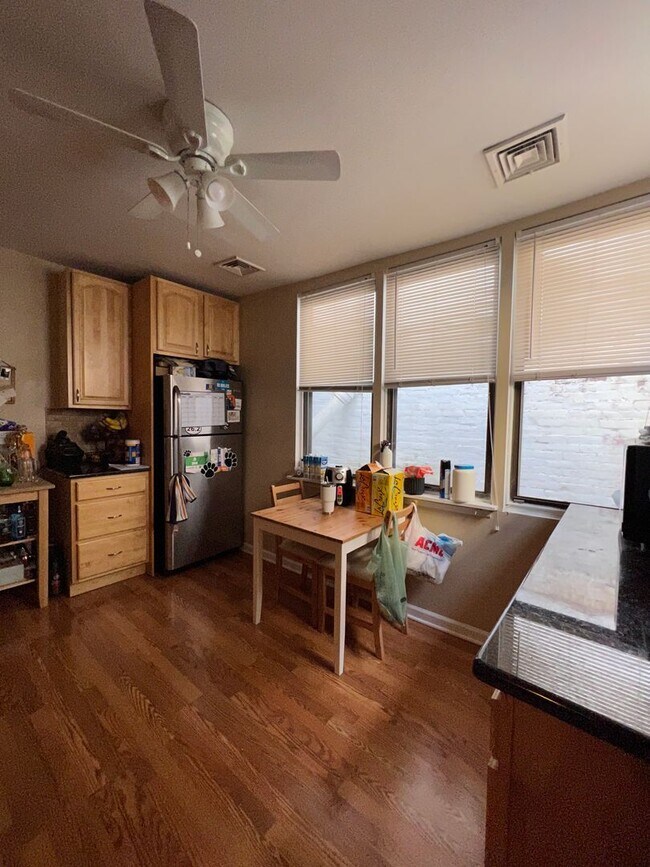 Foto del edificio - 340 S 19th St