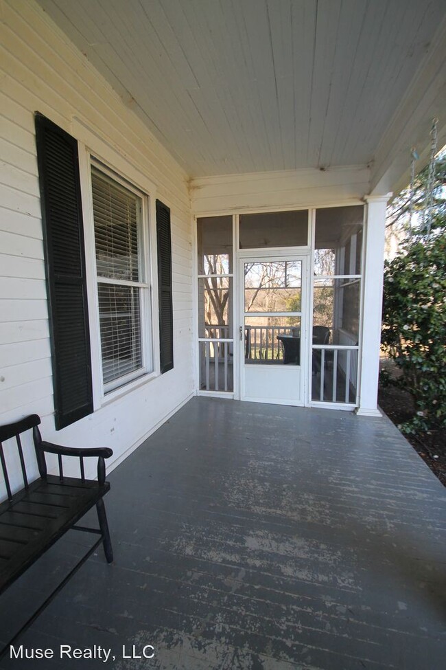 Building Photo - 4 br, 2.5 bath House - 5830 Hwy 557
