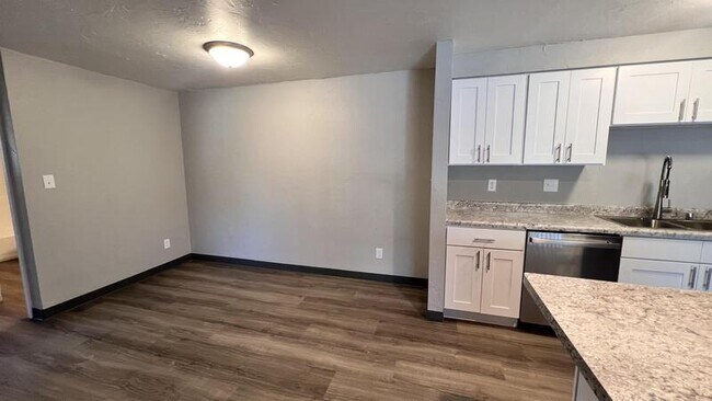 Foto del edificio - 2752 Humboldt Rd