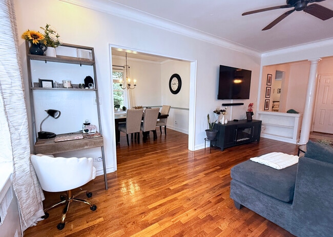 Photo - 70 Strawberry Hill Ave Apartment