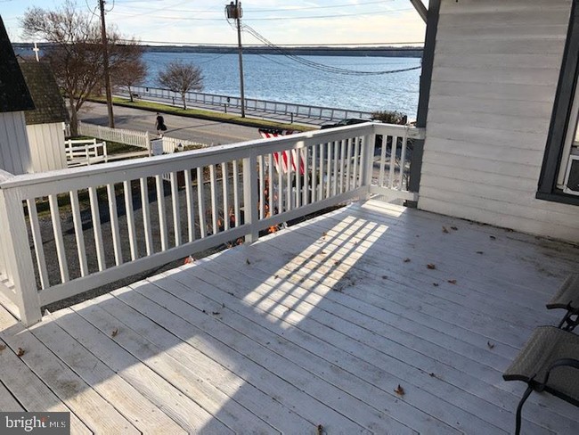 Building Photo - 14560 Solomons Island Rd S