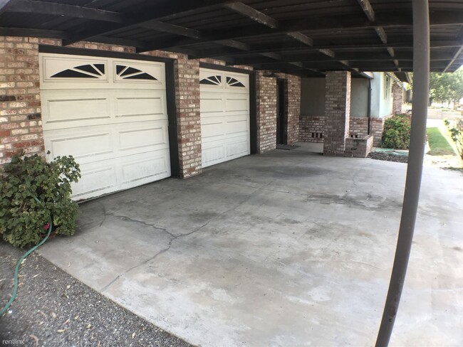 Building Photo - 3 br, 1 bath House - 26220 Corral Hollow Road