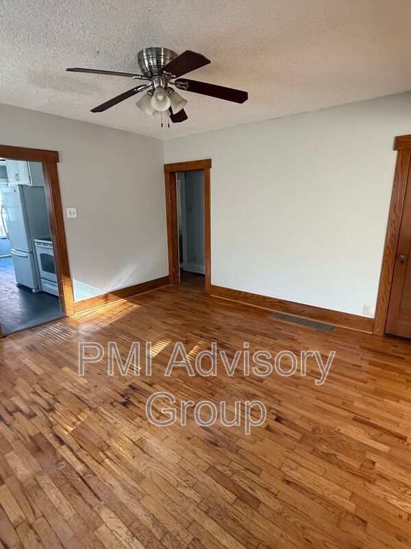 Foto del edificio - 1241 SW Macvicar Ave