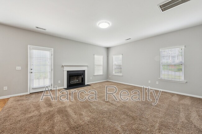 Foto del edificio - 2069 White Cedar Ln