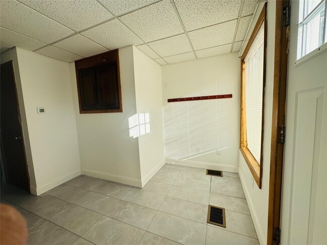 Foto del edificio - 157 Harry L Dr