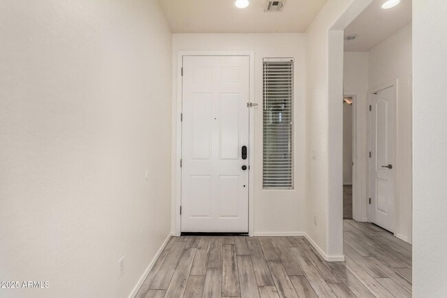 Building Photo - 21090 E Munoz St