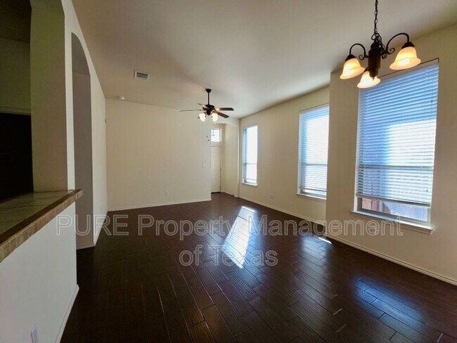 Building Photo - 1500 Muirfield Bend Dr