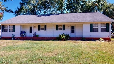 Building Photo - 1552 Shoally Creek Rd