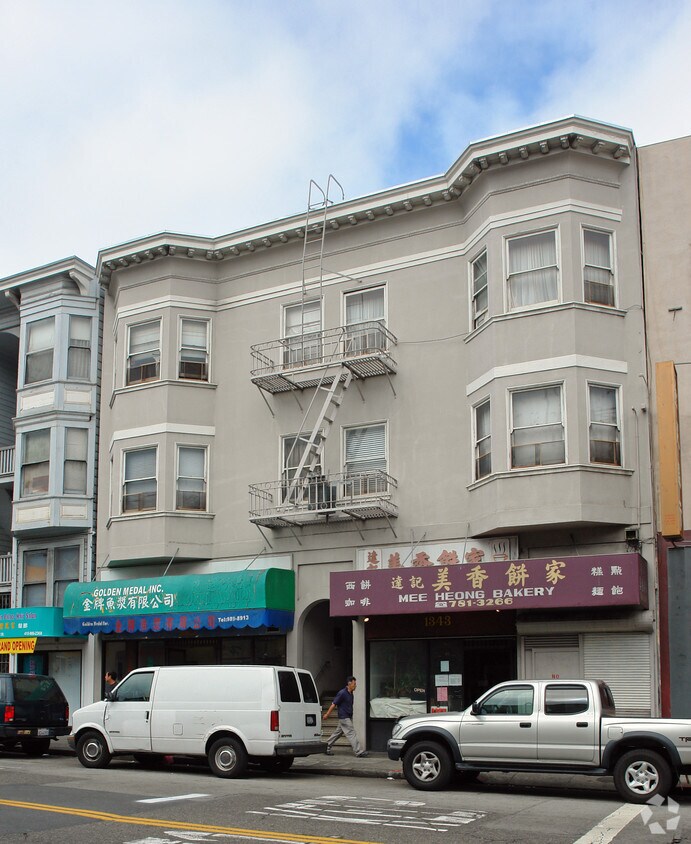 Building Photo - 1343 Powell St