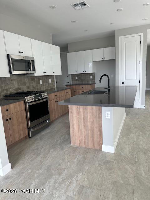 Foto del edificio - 1340 Rockwood Dr