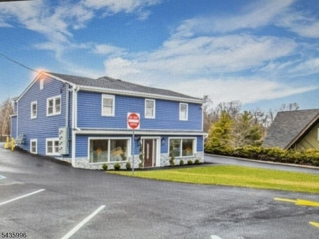 Building Photo - 527 Co Rd 515