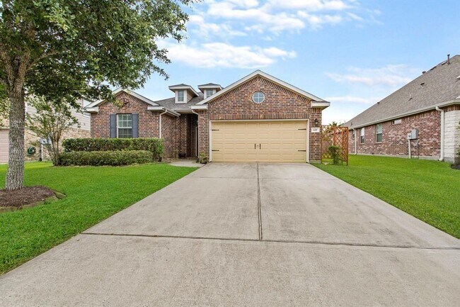 Foto del edificio - 637 Rocky Hollow Ln