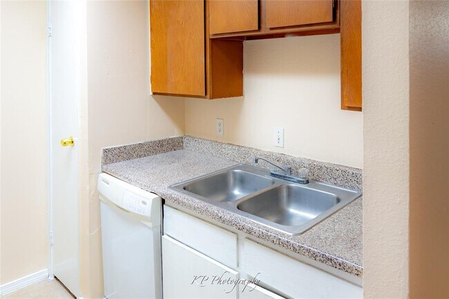 Foto del edificio - 12500 Sandpiper Dr