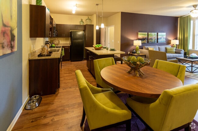 Oasis At Memorial Apartments Oklahoma City, OK