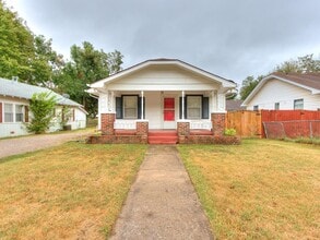 Building Photo - 625 W Dewey St