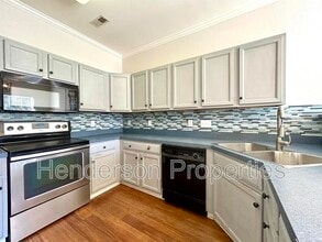 Building Photo - 2132 Sardony Ln