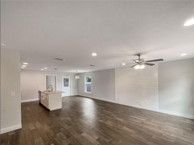 Building Photo - 203 Clayton Rd