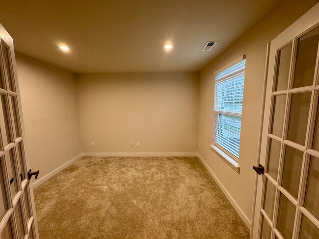 Foto del edificio - Modern Townhome in Stone Creek Townhomes