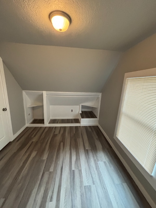 Building Photo - 1212 1/2 W Main