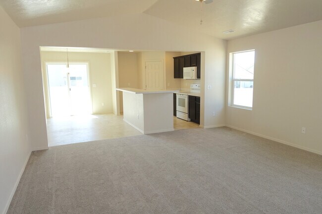 Foto del edificio - New 3-Bedroom Home in Kuna!