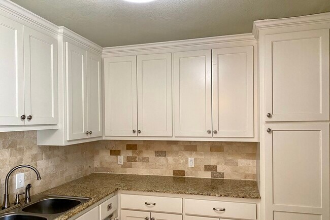 Foto del edificio - 3908 E 60th Pl