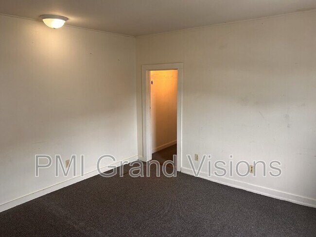 Foto del edificio - 1530 2nd St