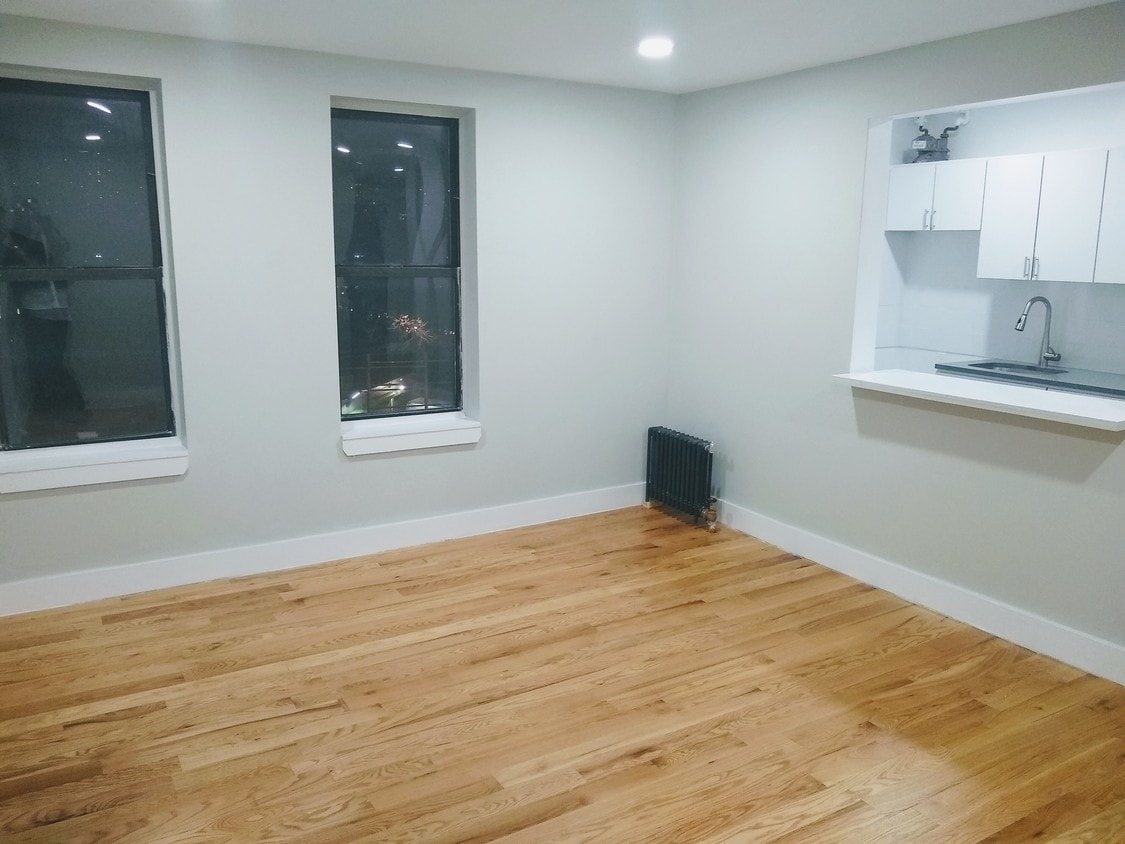 Foto principal - 3150 Bailey Ave