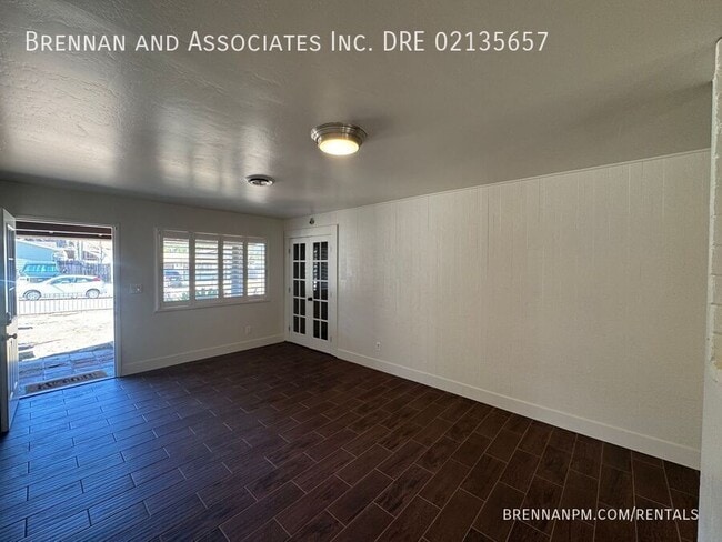 Building Photo - 9125 Heatherdale St
