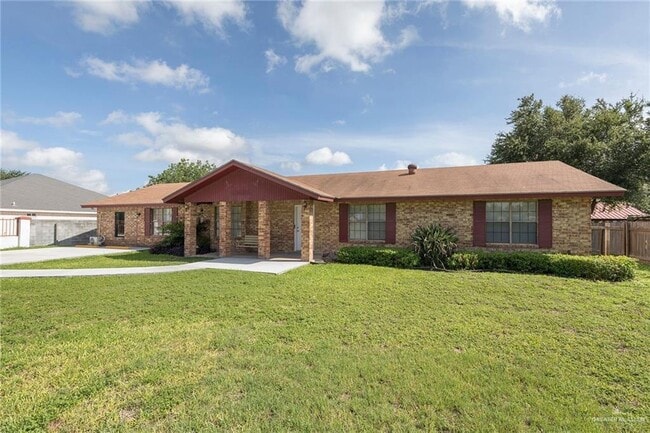 Building Photo - 3316 Palenque Dr