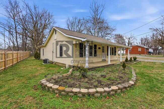 Foto del edificio - 6548 Old Clarksville Pike