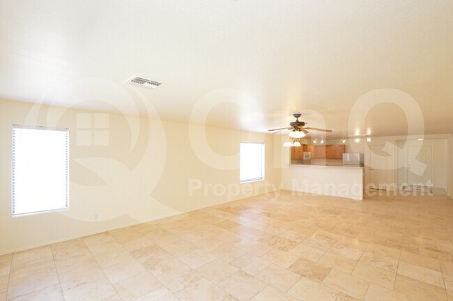 Foto del edificio - 25663 W Shooting Star Ln